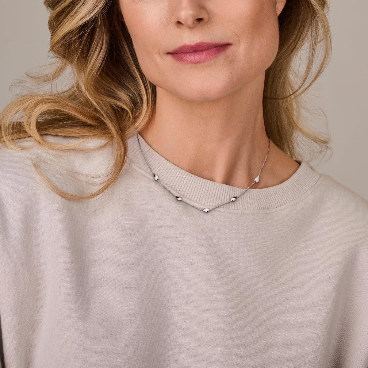 Ketting zilver met druppelvormige details – 40 + 4 cm