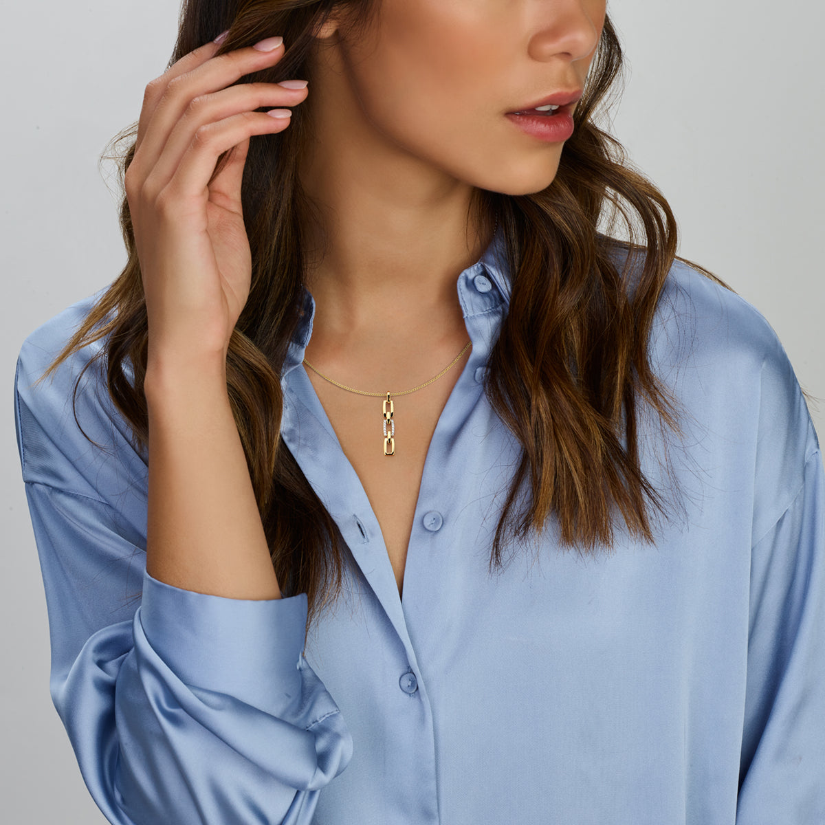 Hanger schakel met 0.05 ct diamant H SI in goud – 30 mm